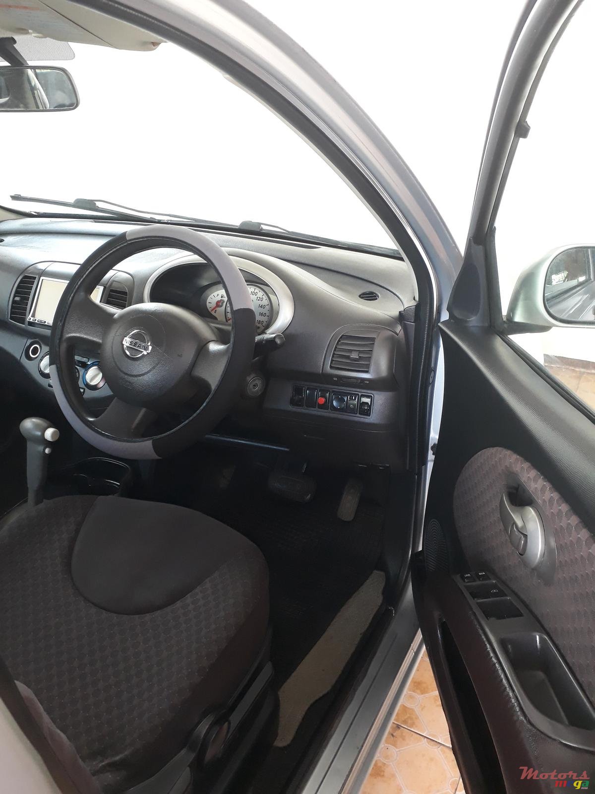 2009' Nissan March photo #5