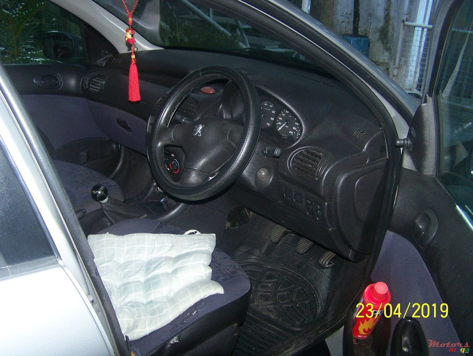 2001' Peugeot 206 None photo #4