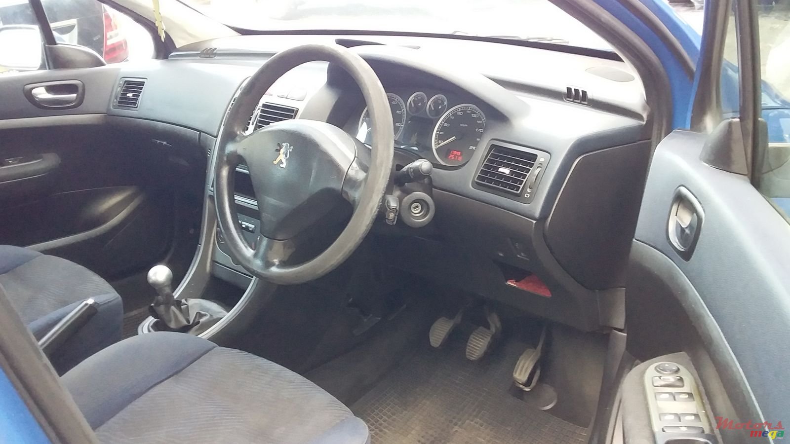 2002' Peugeot 307 photo #4