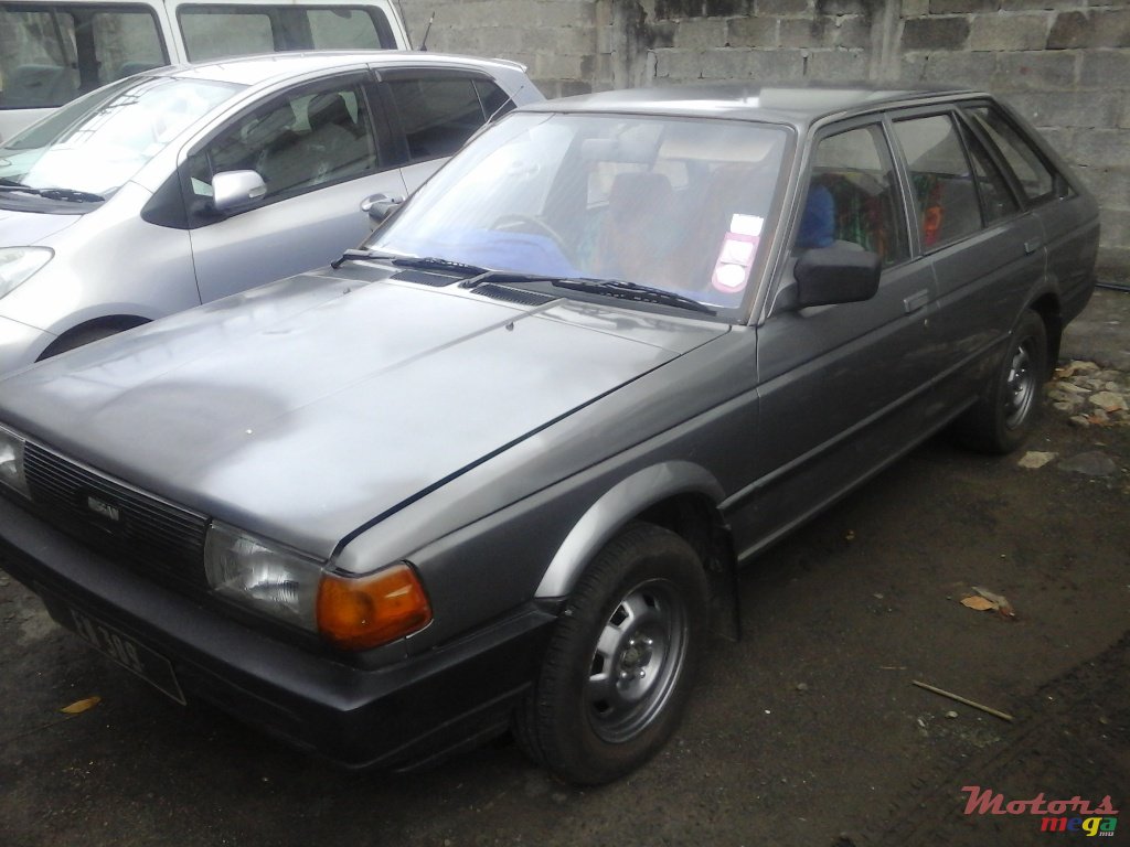 1990' Nissan Sunny photo #6