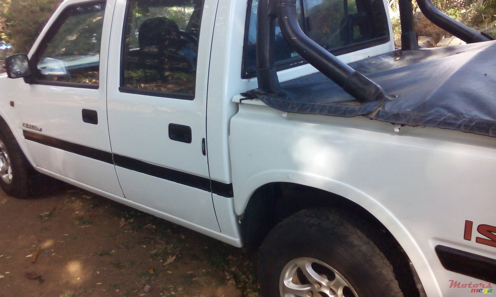 2001' Isuzu KB Series photo #4