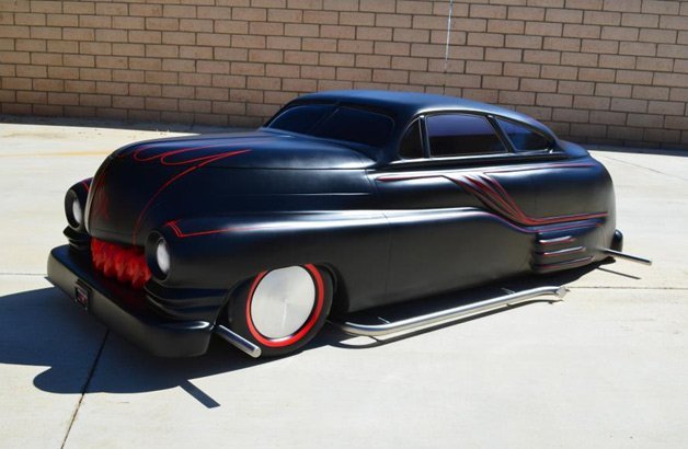 Cruisin Caskets Offers a Lead Sled for the Dead 