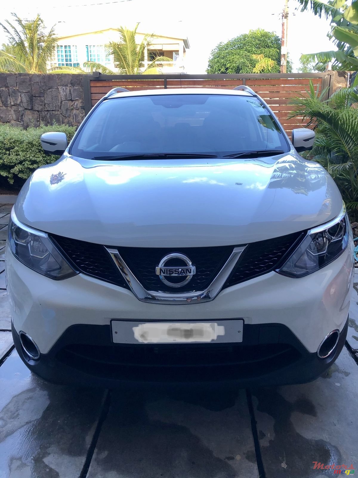 2015' Nissan Qashqai photo #2