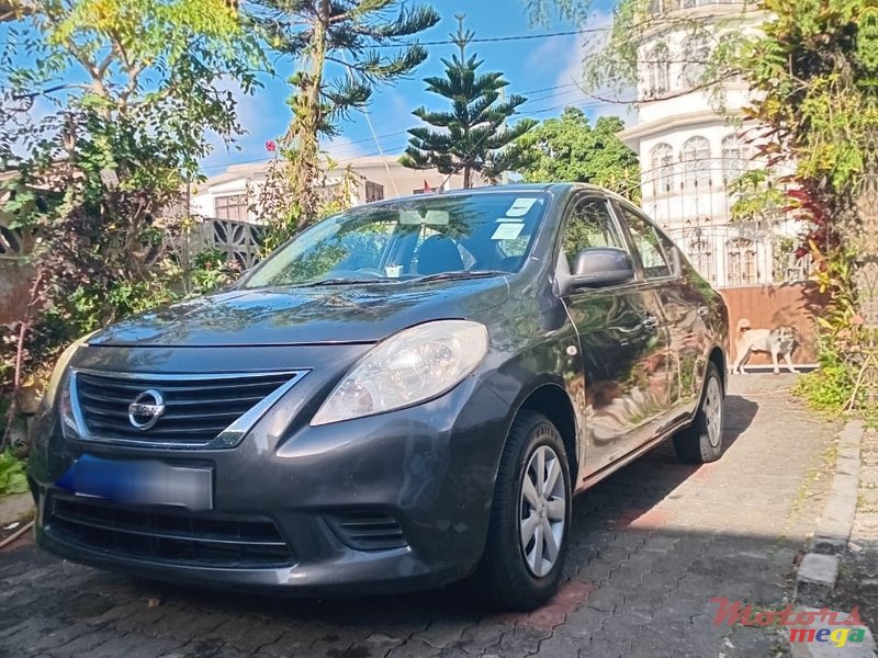 2013' Nissan Almera photo #4