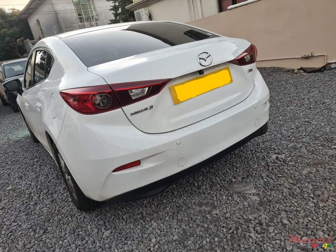 2016' Mazda 3 photo #3