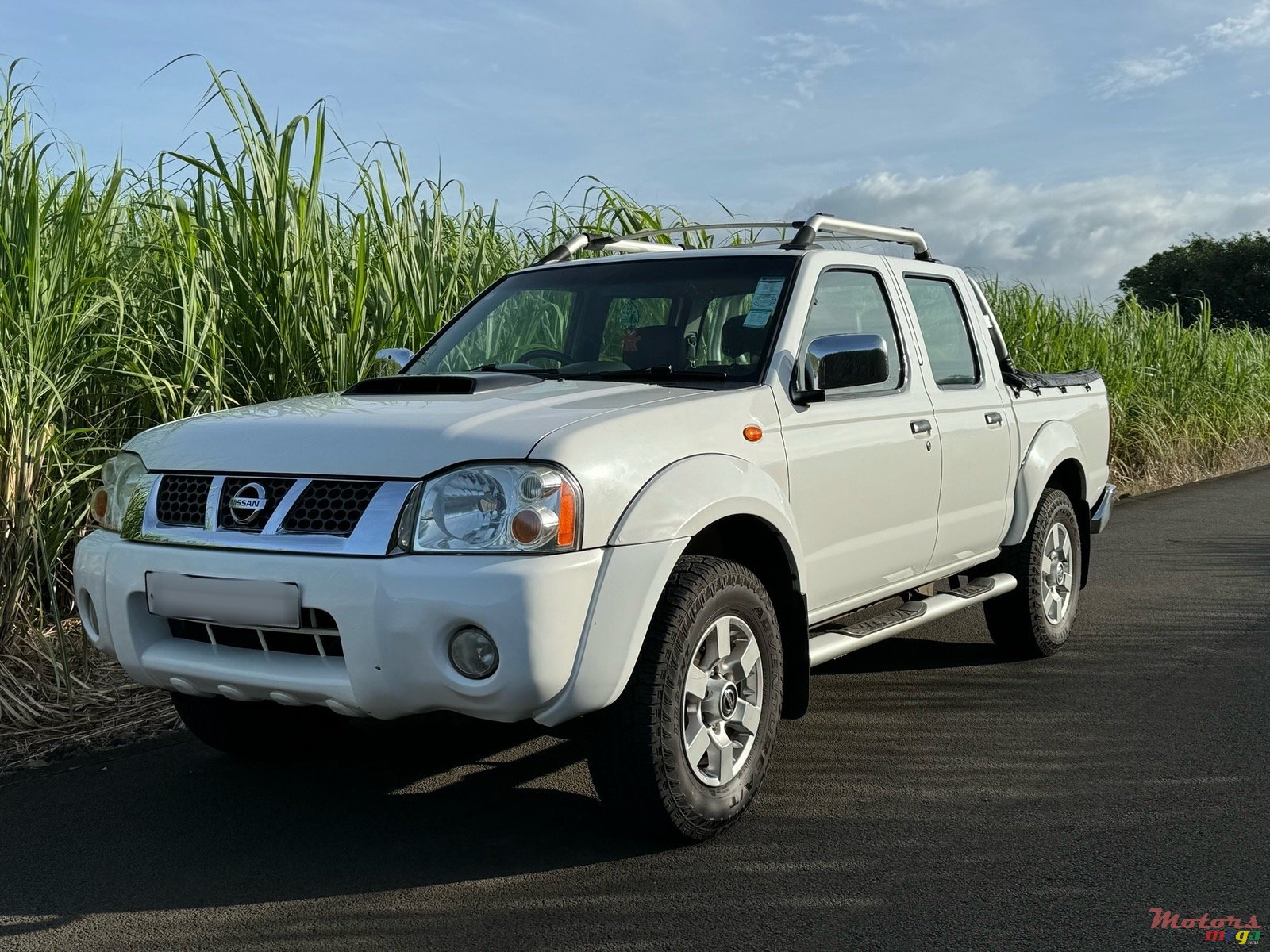 2014' Nissan NP300 Pickup photo #1