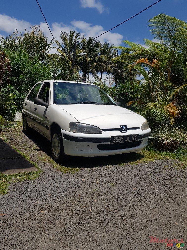 2001' Peugeot 106 photo #5