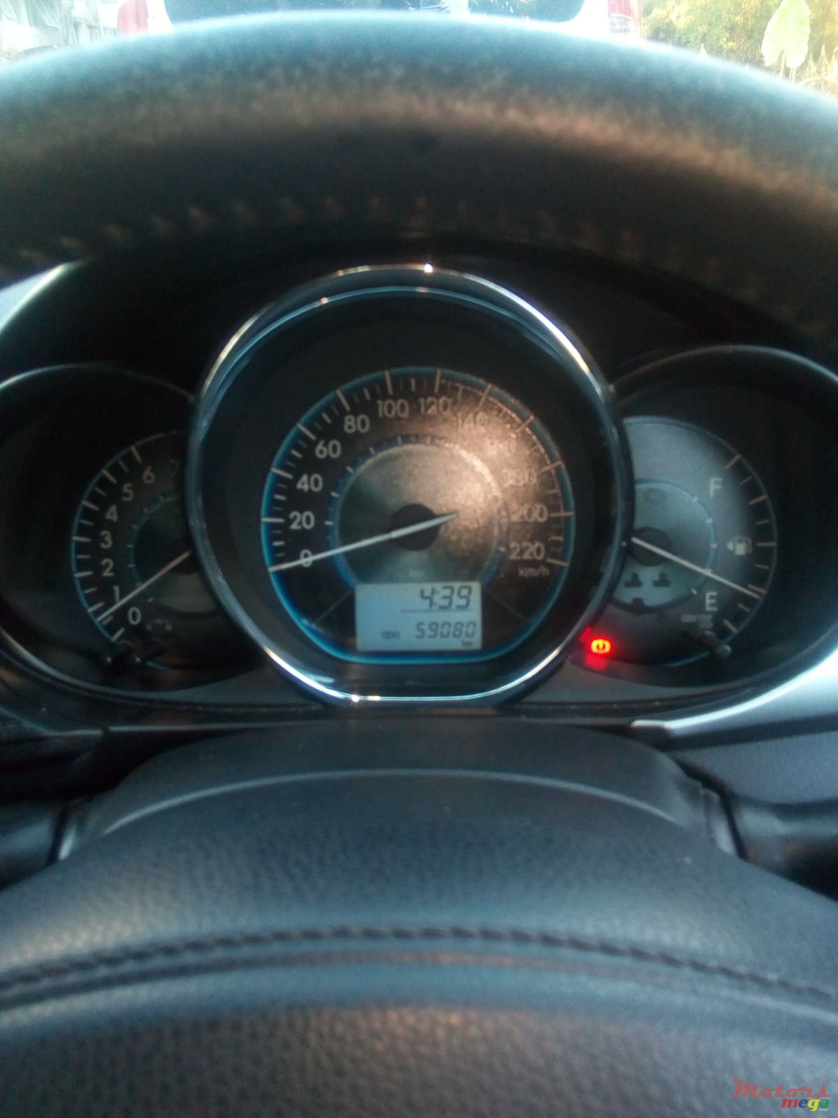 2014' Toyota Yaris photo #1