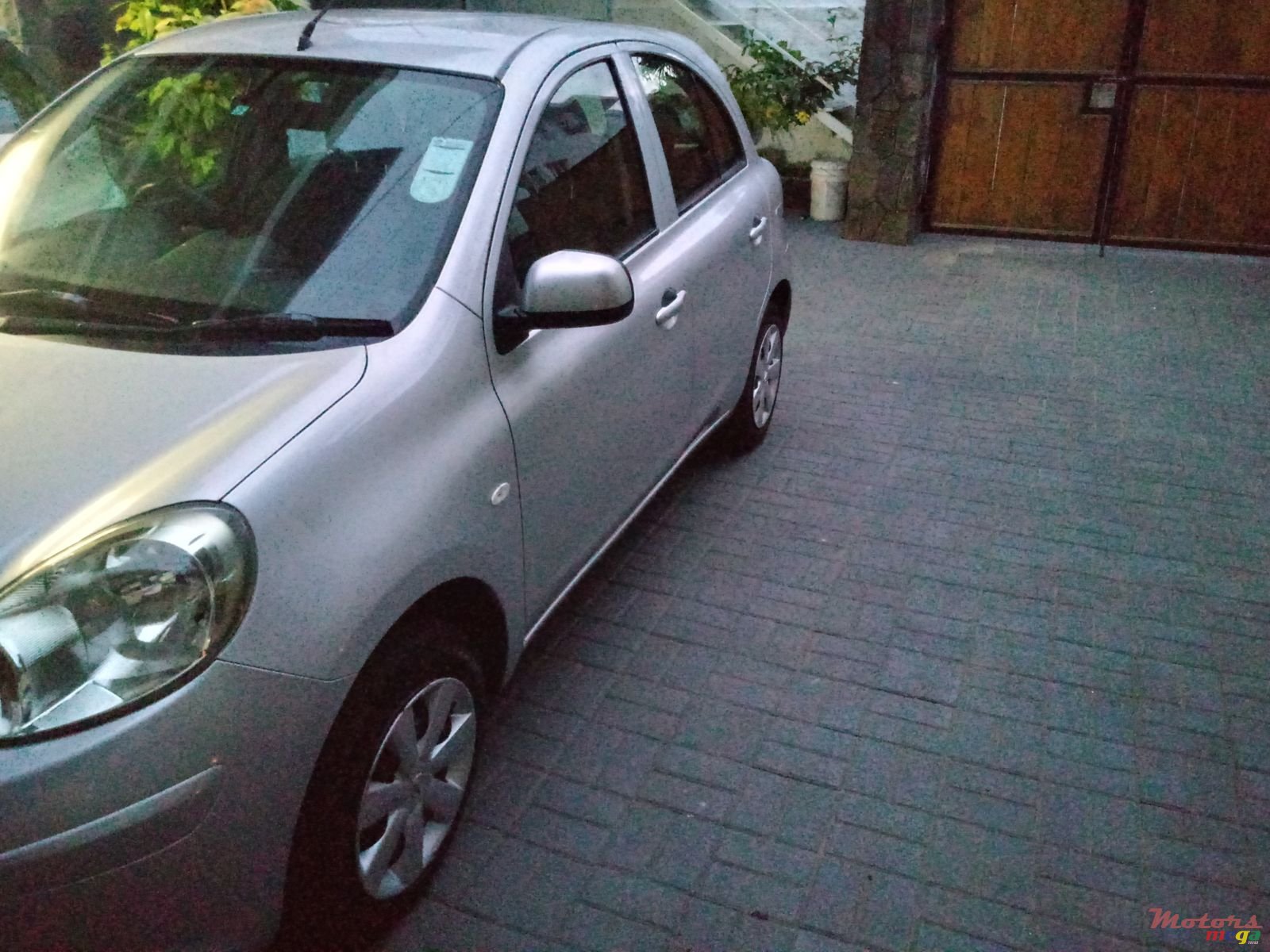 2013' Nissan March photo #6