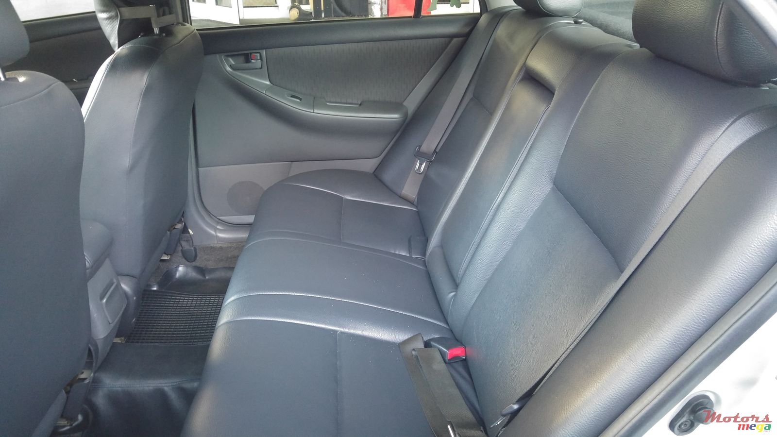 2006' Toyota Corolla JAPAN photo #3