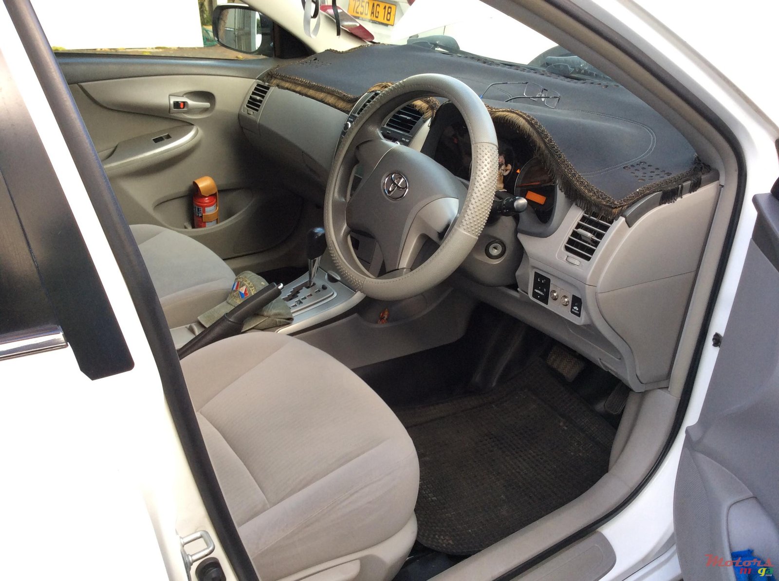 2009' Toyota Corolla photo #3