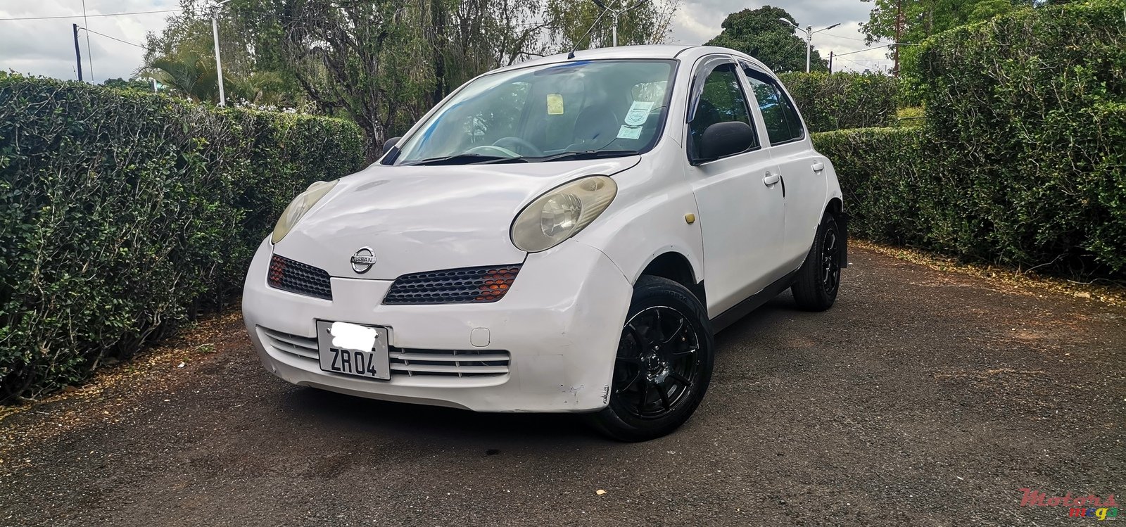 2004' Nissan March photo #5