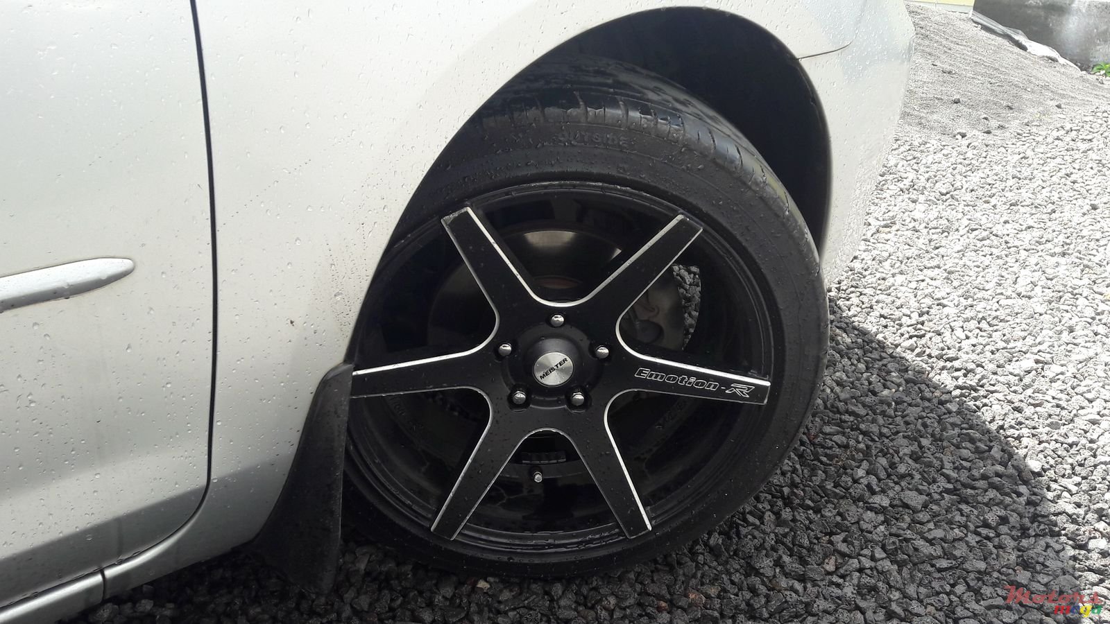 2005' Mazda 3 photo #1