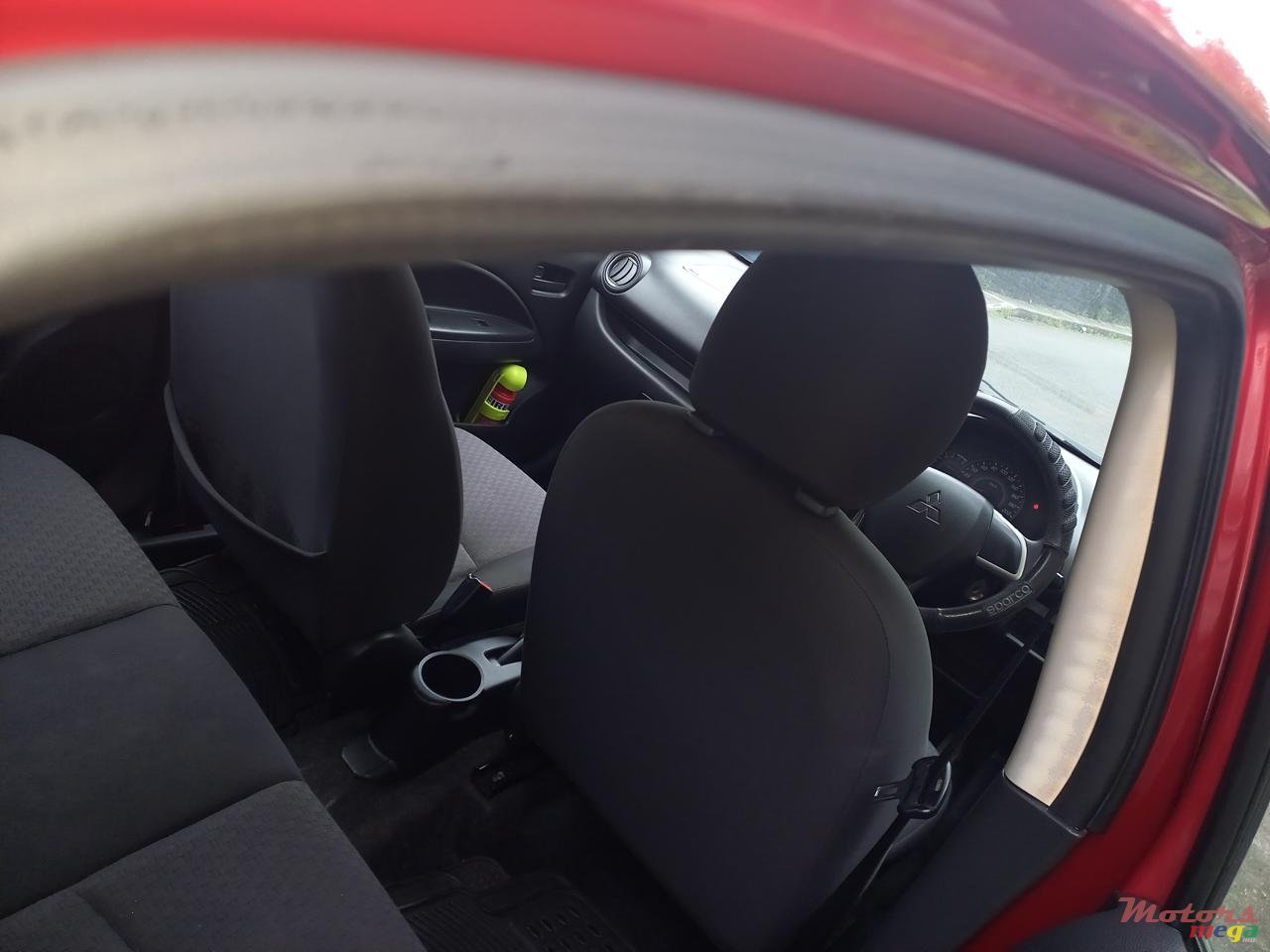 2020' Mitsubishi Mirage photo #4