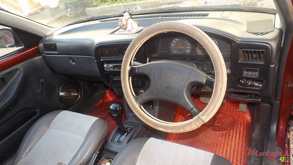 1998' Nissan AD photo #5