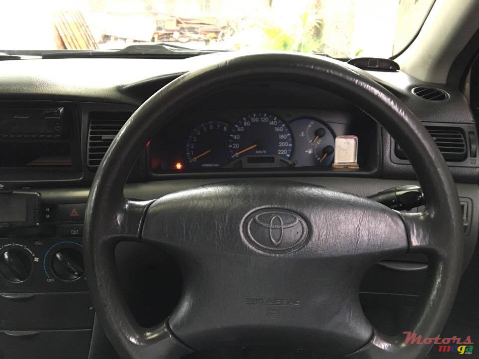 2003' Toyota Corolla photo #4