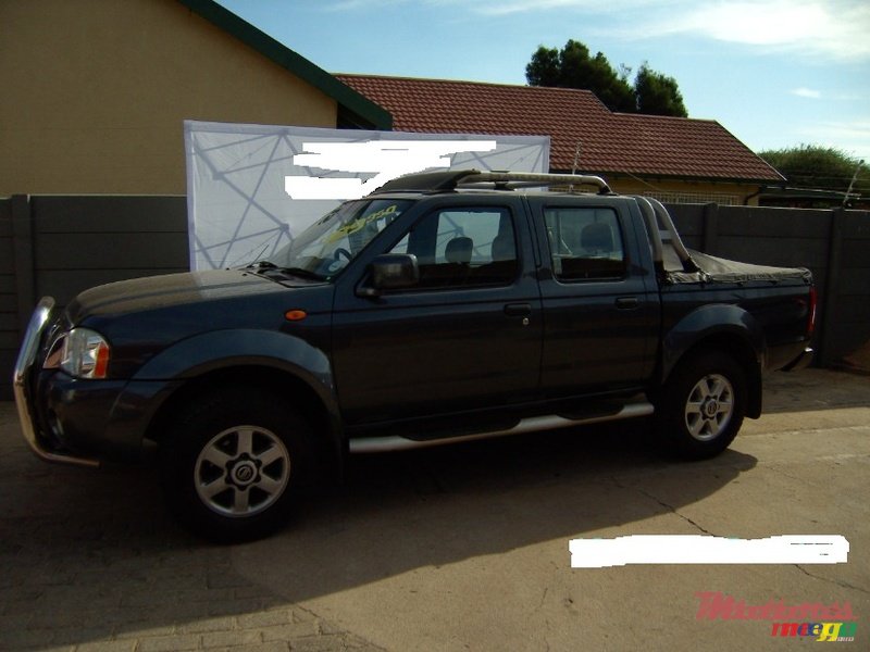 2007' Nissan Pickup Hard body 3.0 photo #1