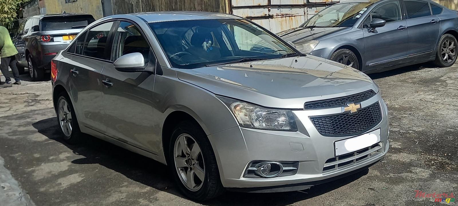 2013' Chevrolet Cruze photo #1