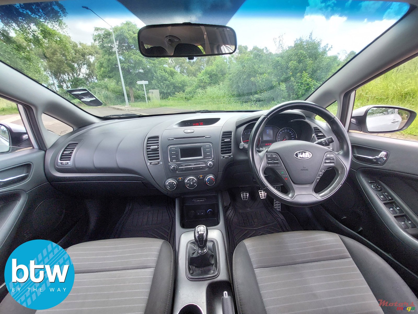 2015' Kia Cerato photo #6