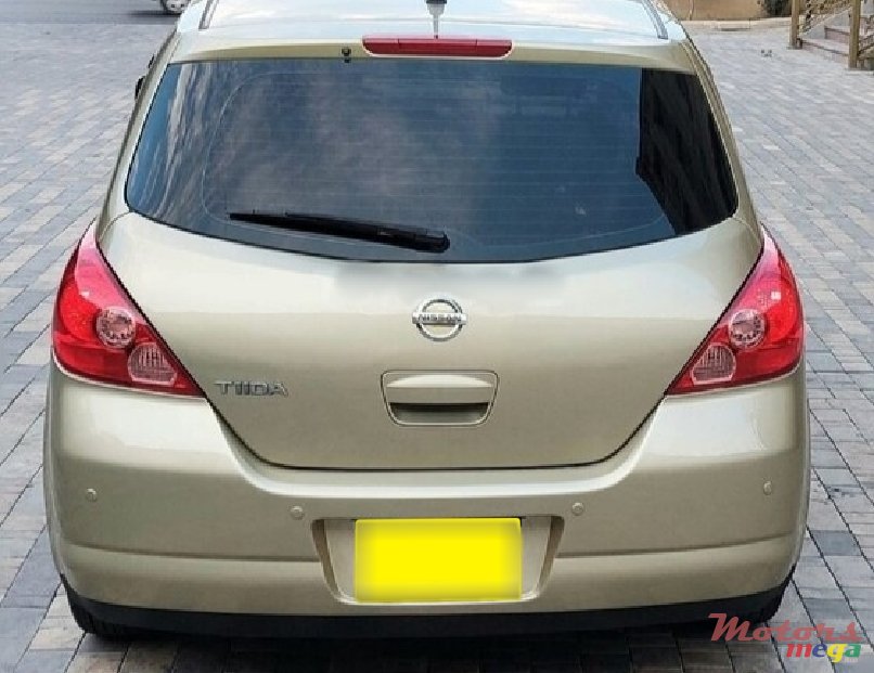 2006' Nissan Tiida photo #3