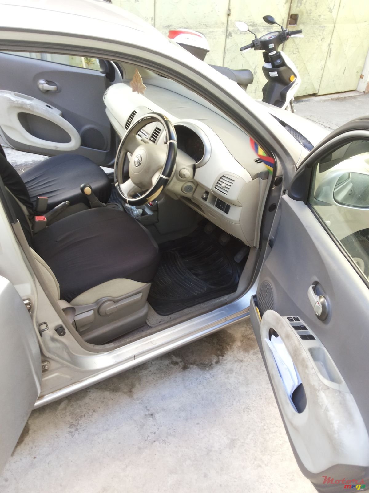 2002' Nissan March photo #4