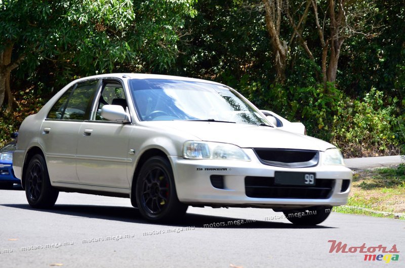 1999' Honda Ballade photo #1