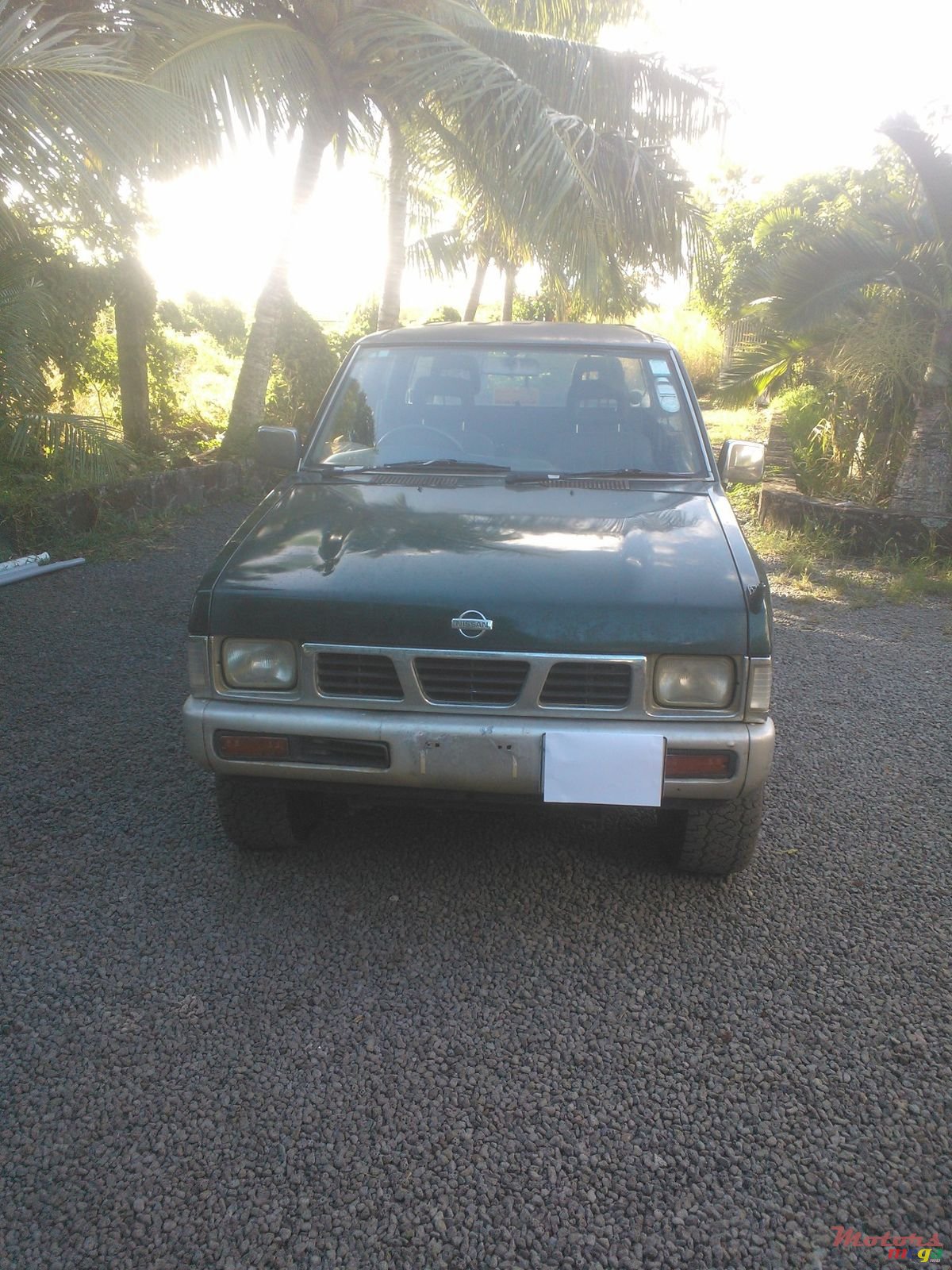 1995' Nissan Pickup photo #2