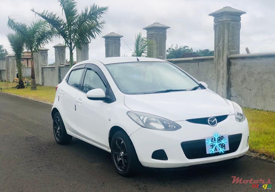 2008' Mazda Demio 1.3L AUTOMATIC photo #1