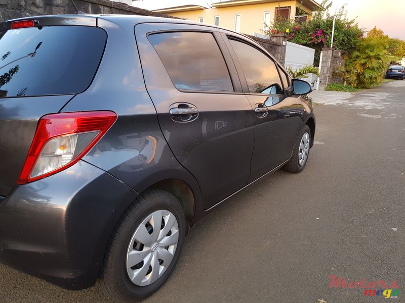 2011' Toyota Vitz photo #1