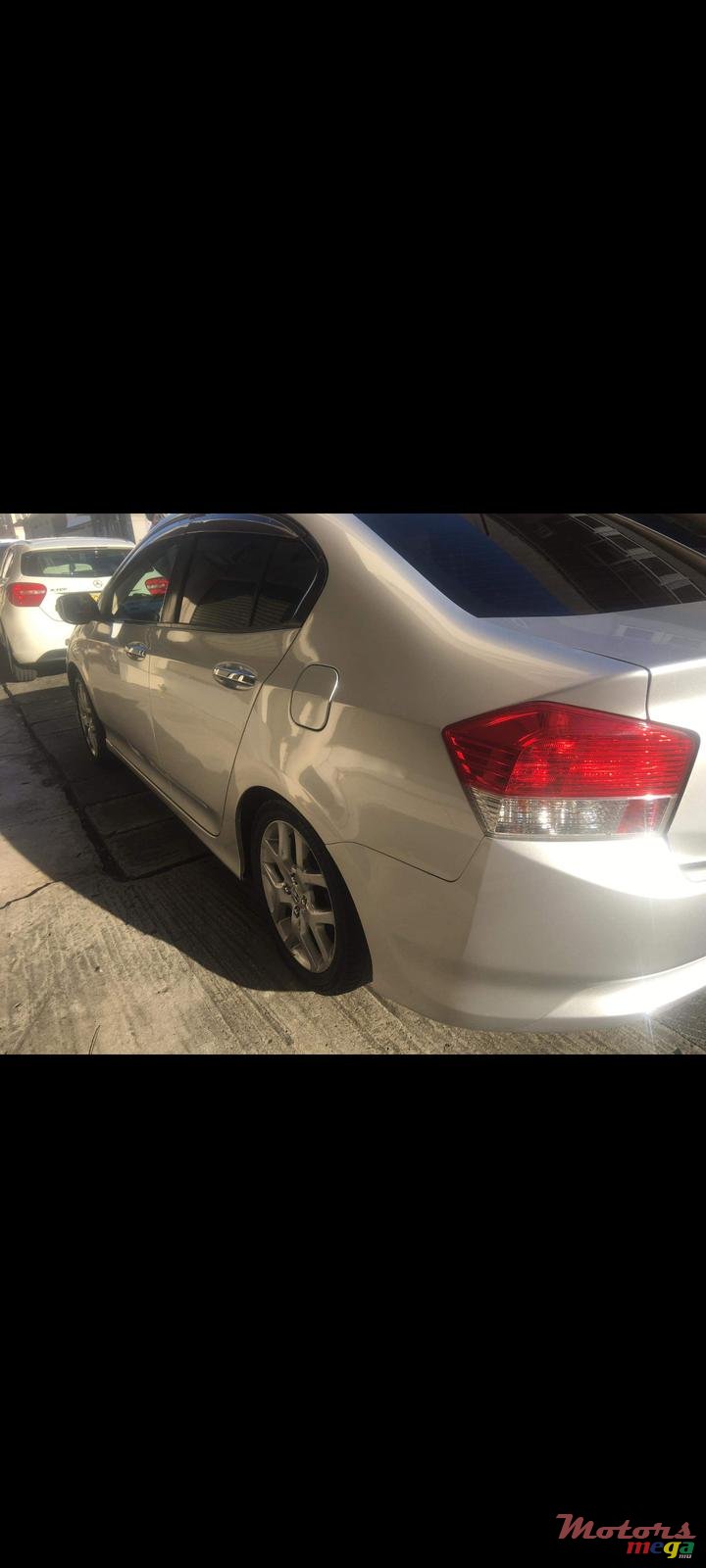 2011' Honda City photo #4