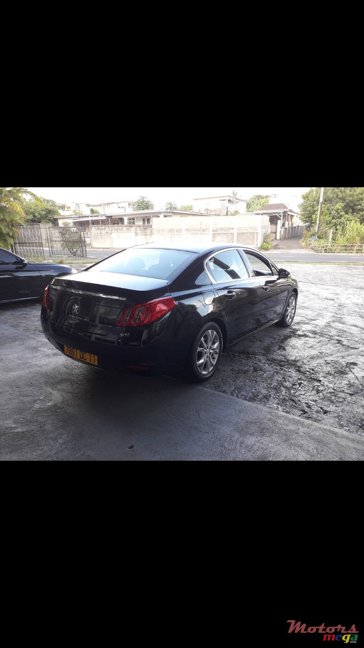 2011' Peugeot 508 photo #2