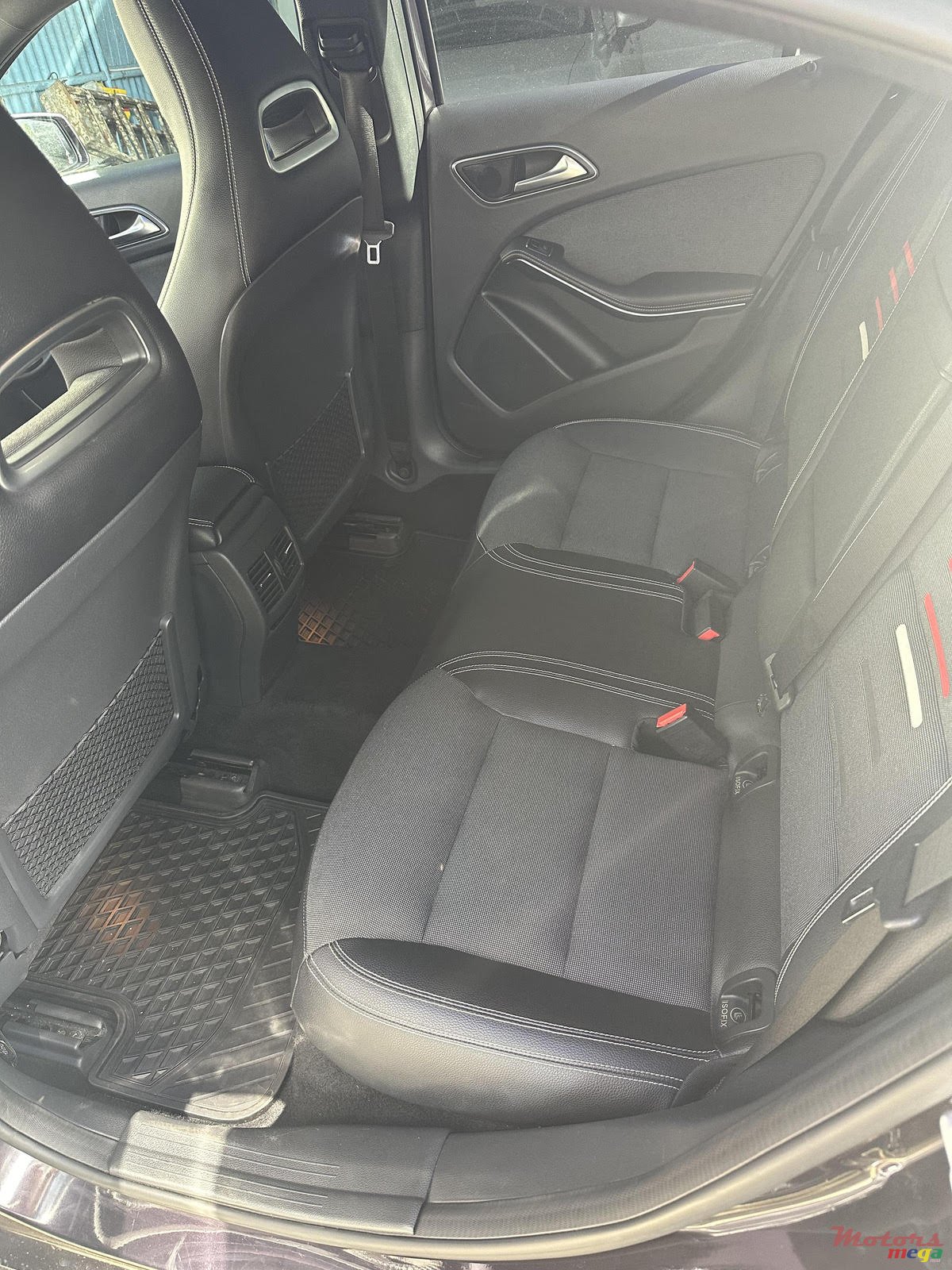 2016' Mercedes-Benz A 180 photo #3