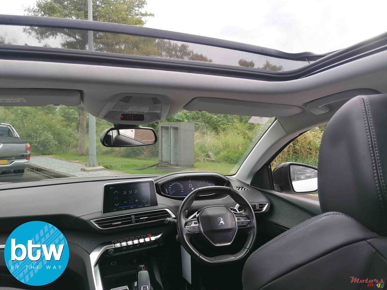 2017' Peugeot 3008 photo #6