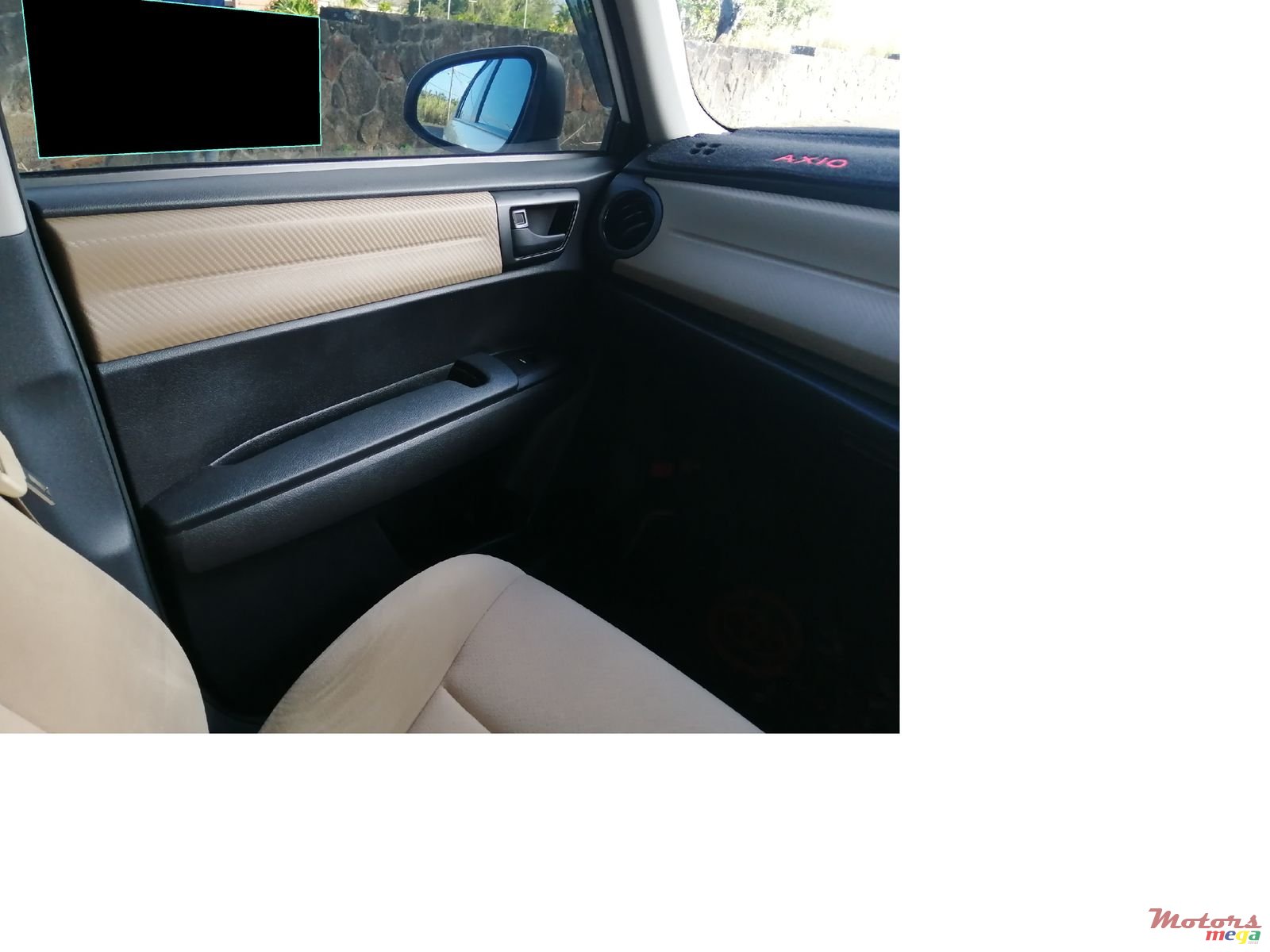 2013' Toyota Axio photo #5