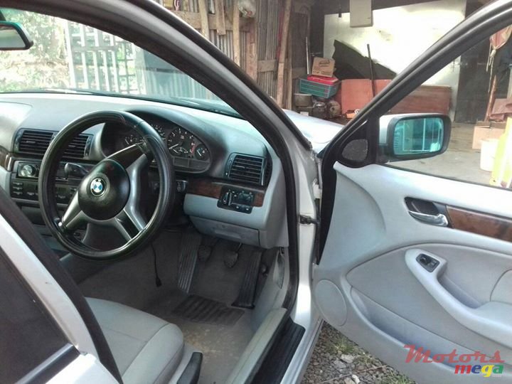 2000' BMW 3 Series 318i photo #3