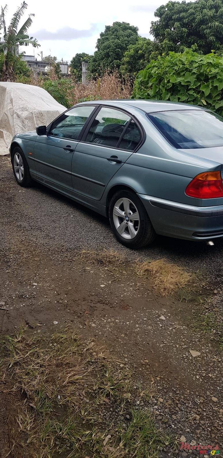 2002' BMW 320 photo #2