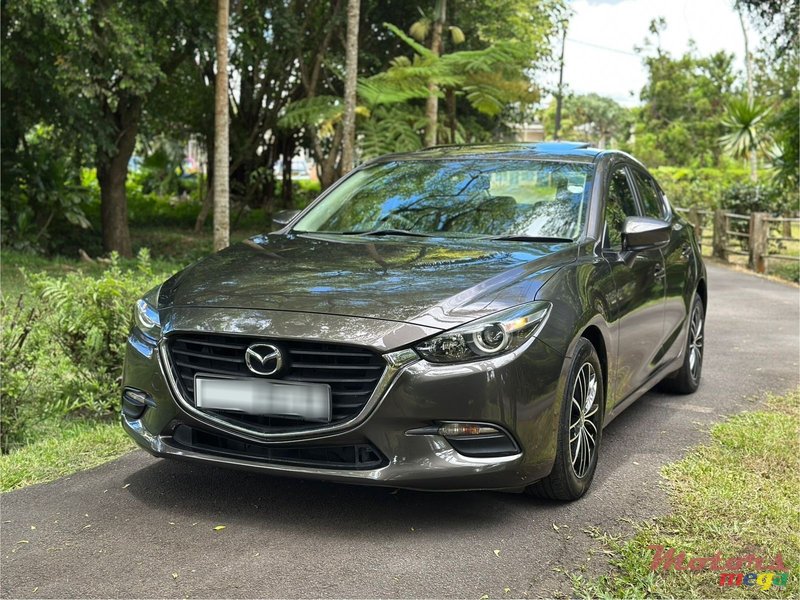 2017' Mazda 3 sky activ photo #2