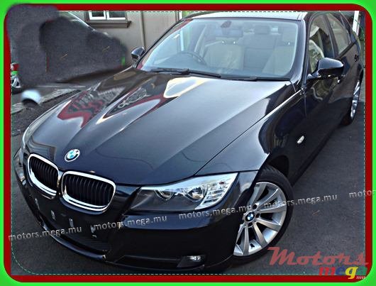 2009' BMW 3 Series Sedan photo #1