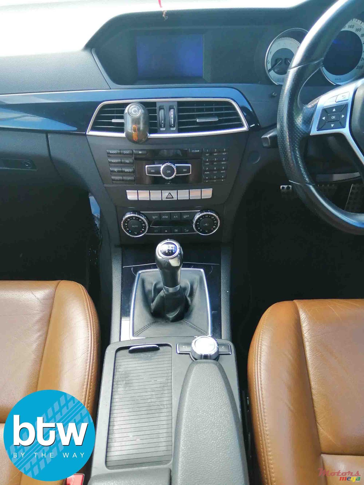 2012' Mercedes-Benz C-Class 180AMG photo #3