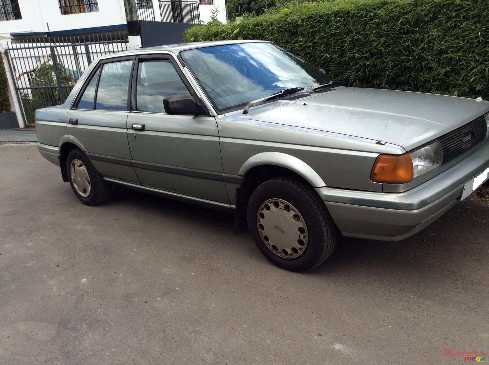 1991' Nissan Sunny None photo #2