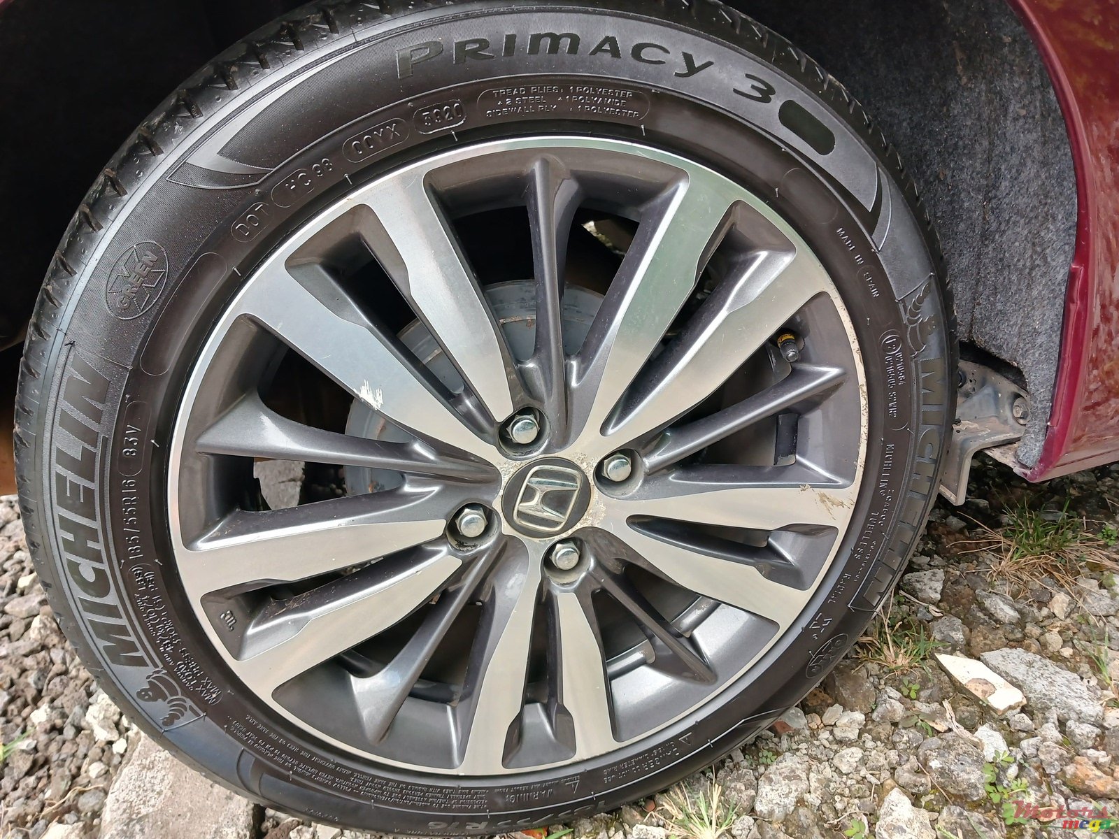 2016' Honda Jazz Paddle shifter photo #2