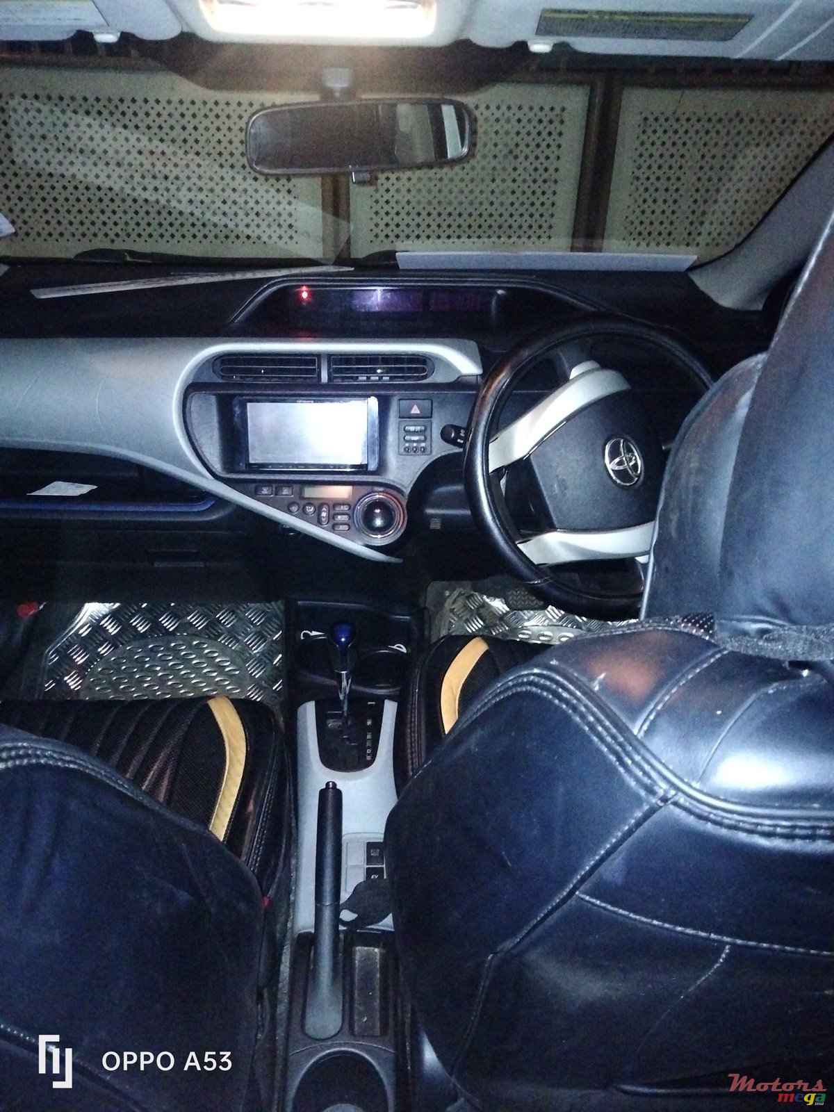 2014' Toyota Aqua photo #4