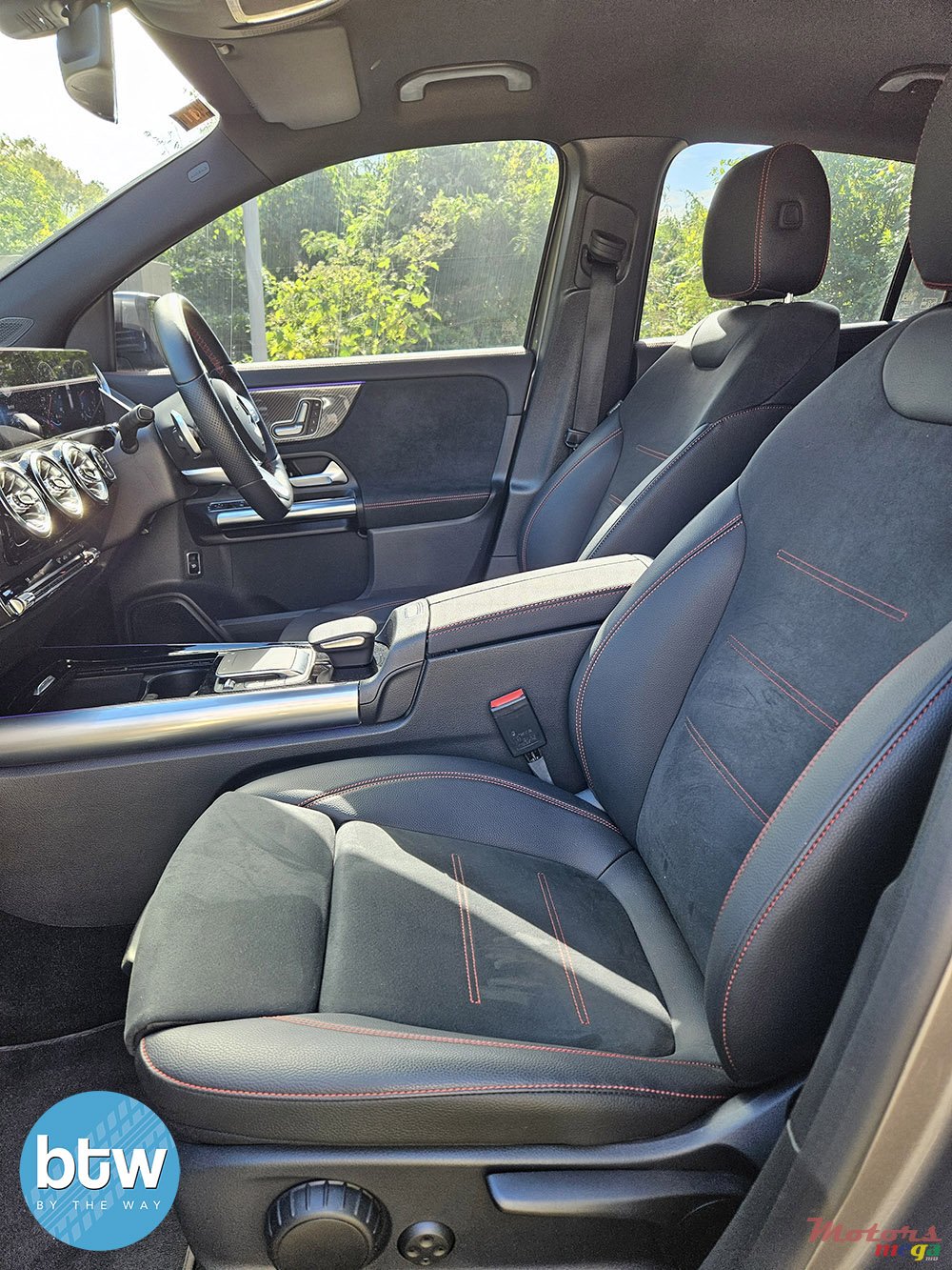 2021' Mercedes-Benz GLA 180 photo #5