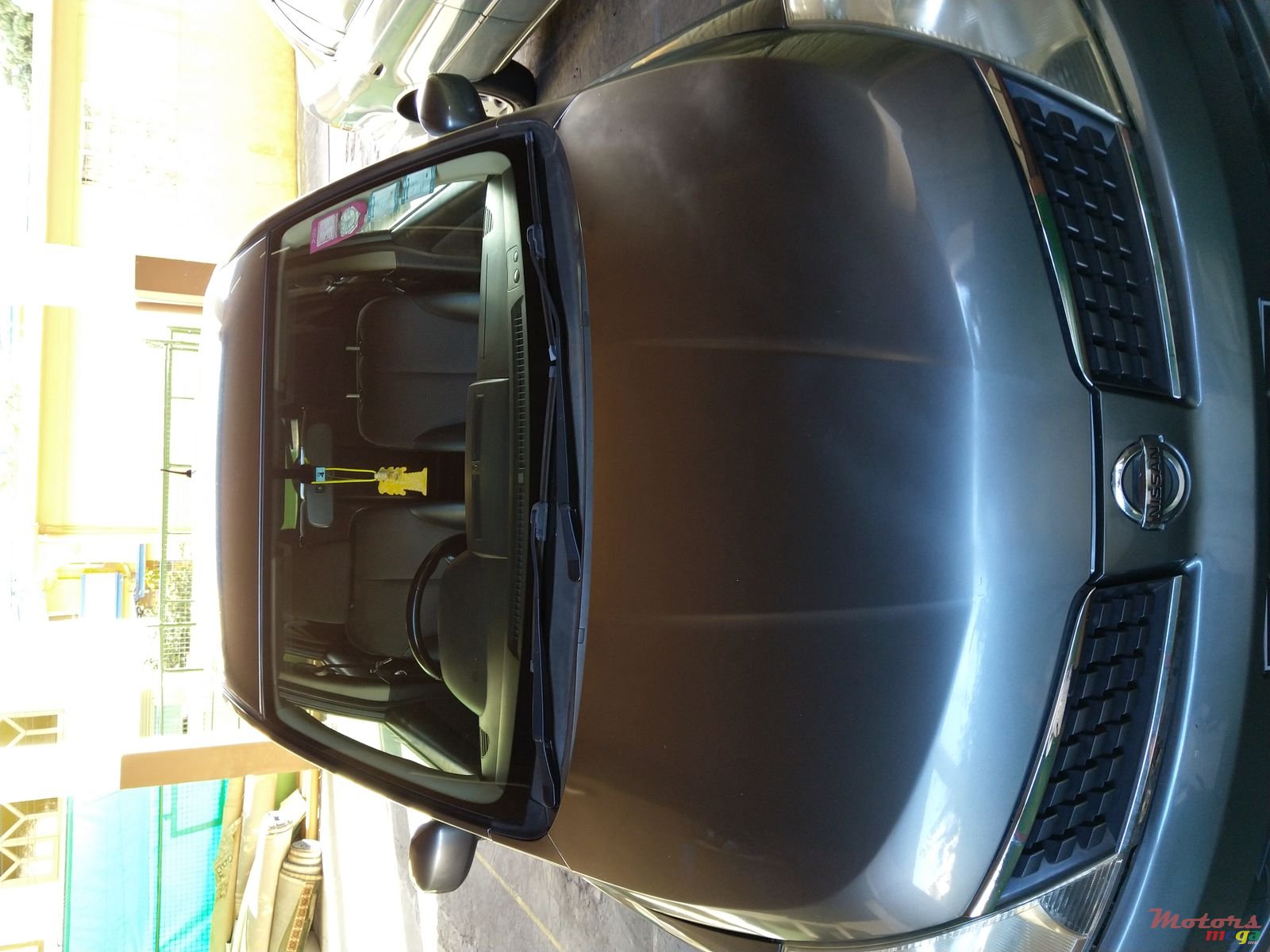 2006' Nissan Tiida photo #1