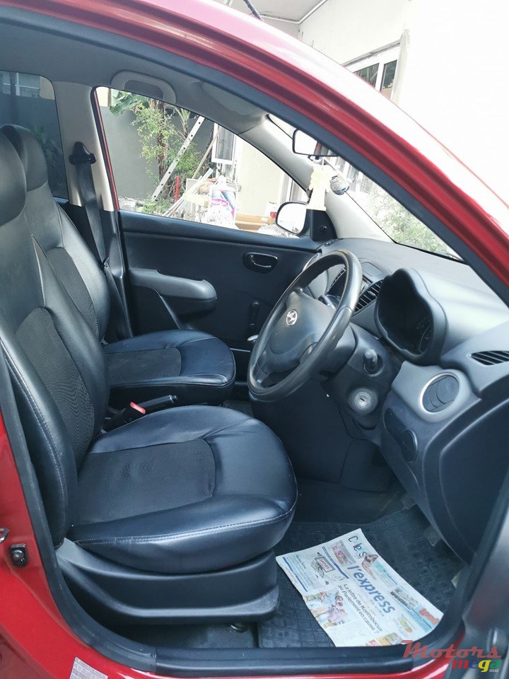 2012' Hyundai i10 photo #5