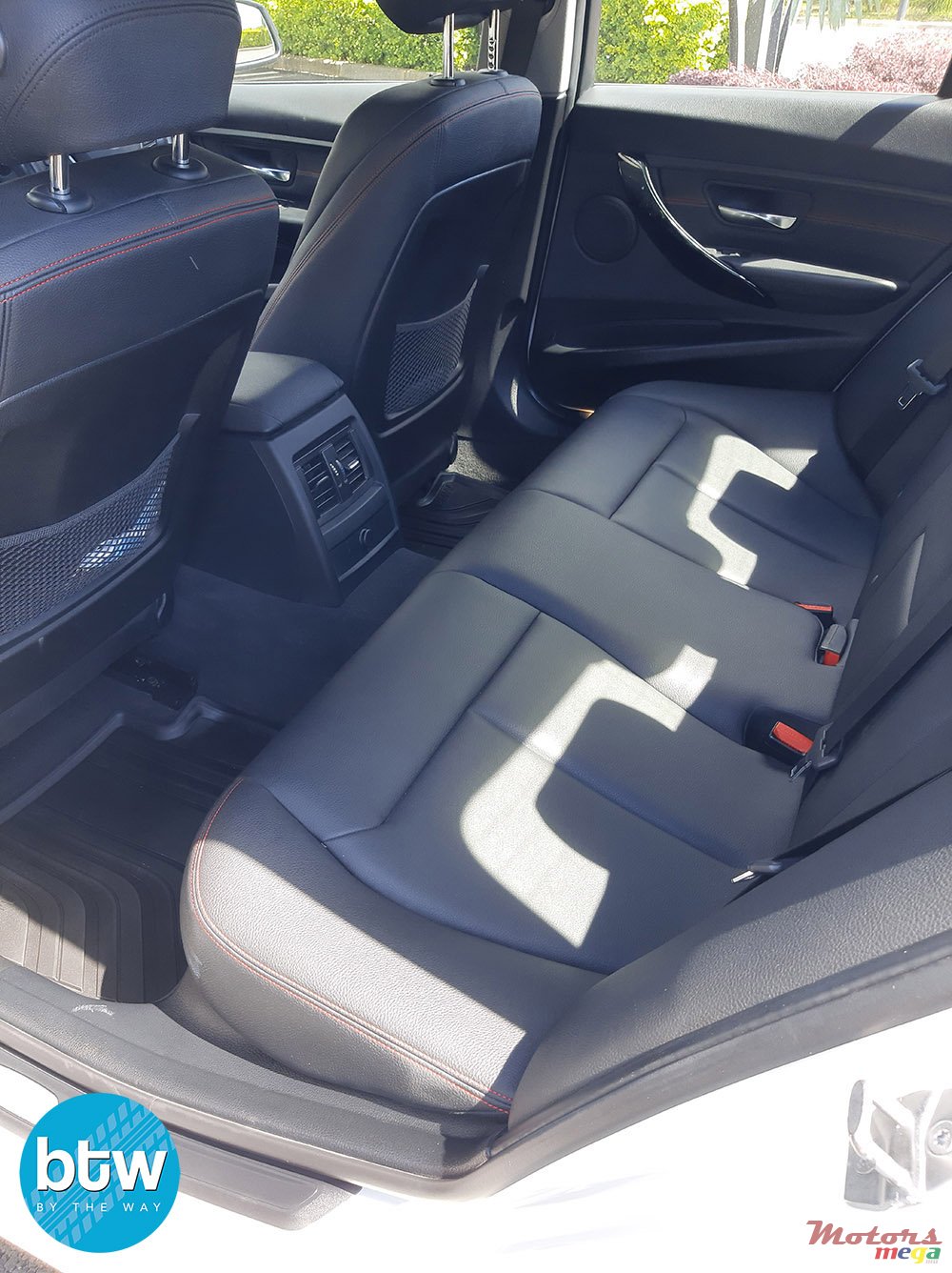 2015' BMW 320i SPORT LINE photo #7