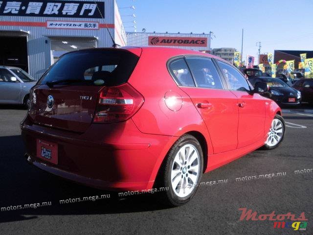 2010' BMW 3 Series Coupe 116i photo #6