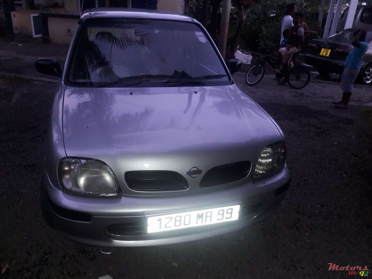 1999' Nissan Micra photo #2