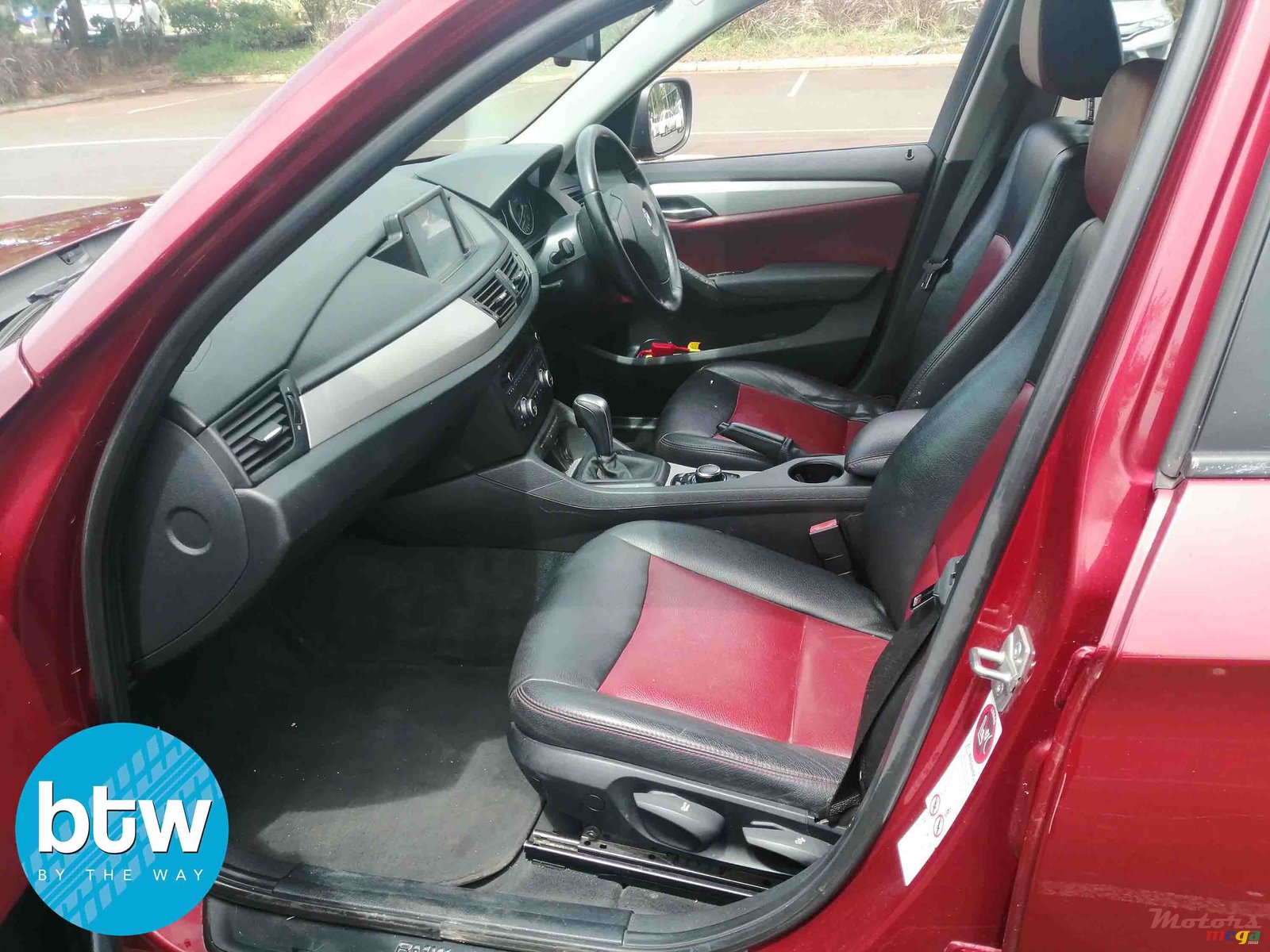 2011' BMW X1 photo #3