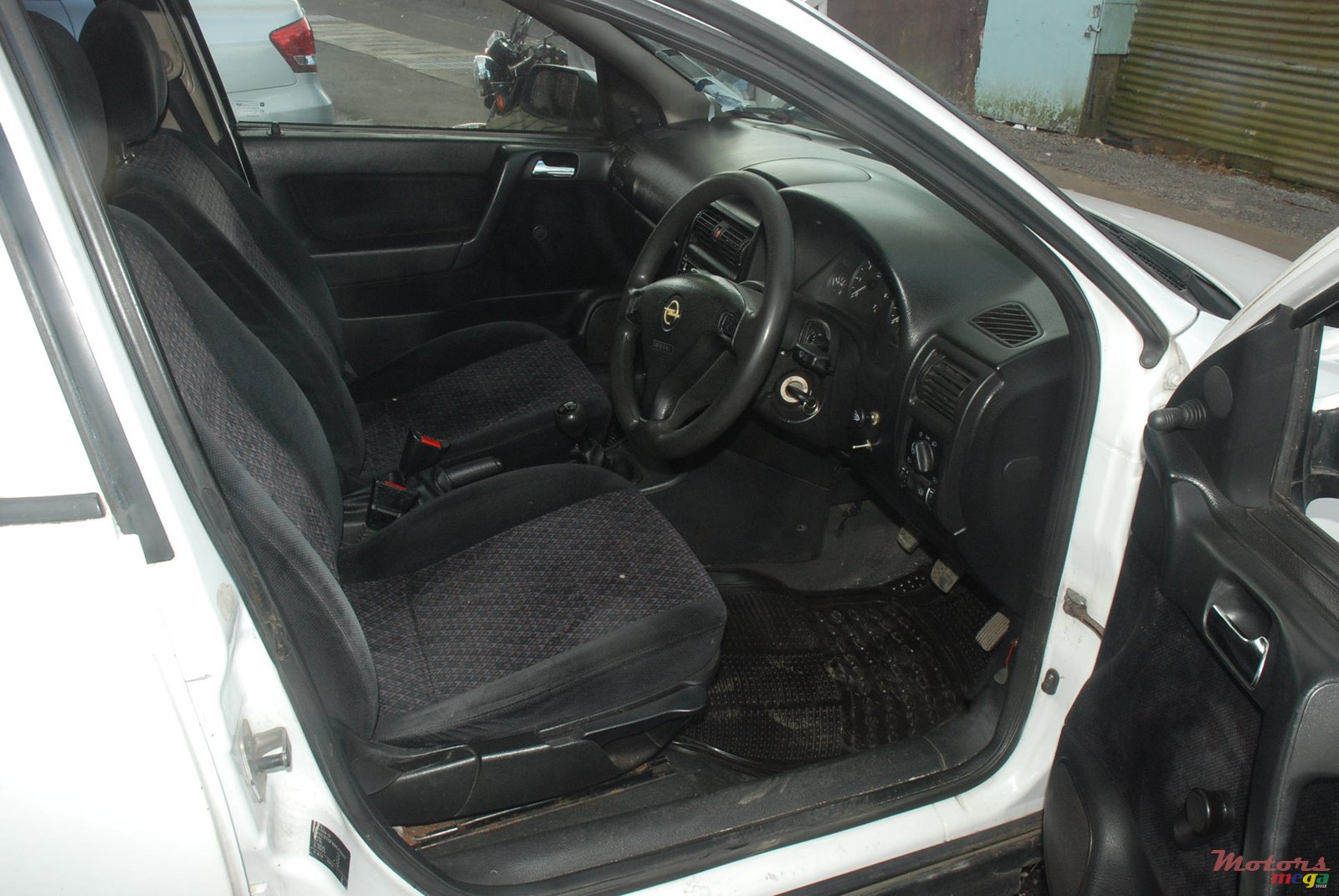 2001' Opel Astra G photo #3